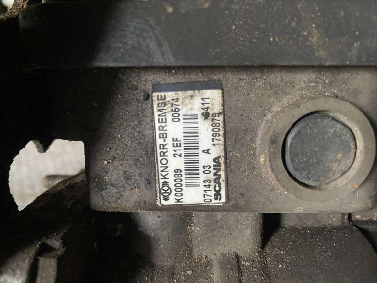 Кран тормозной прицепа, Scania 124 2004