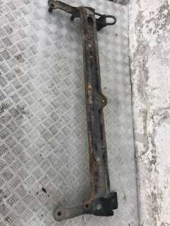  Траверса нижняя к Volkswagen Passat B4 Арт 46757005 - Фото 1